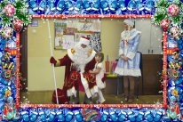 Дед Мороз в гостях у Малышкиной школы